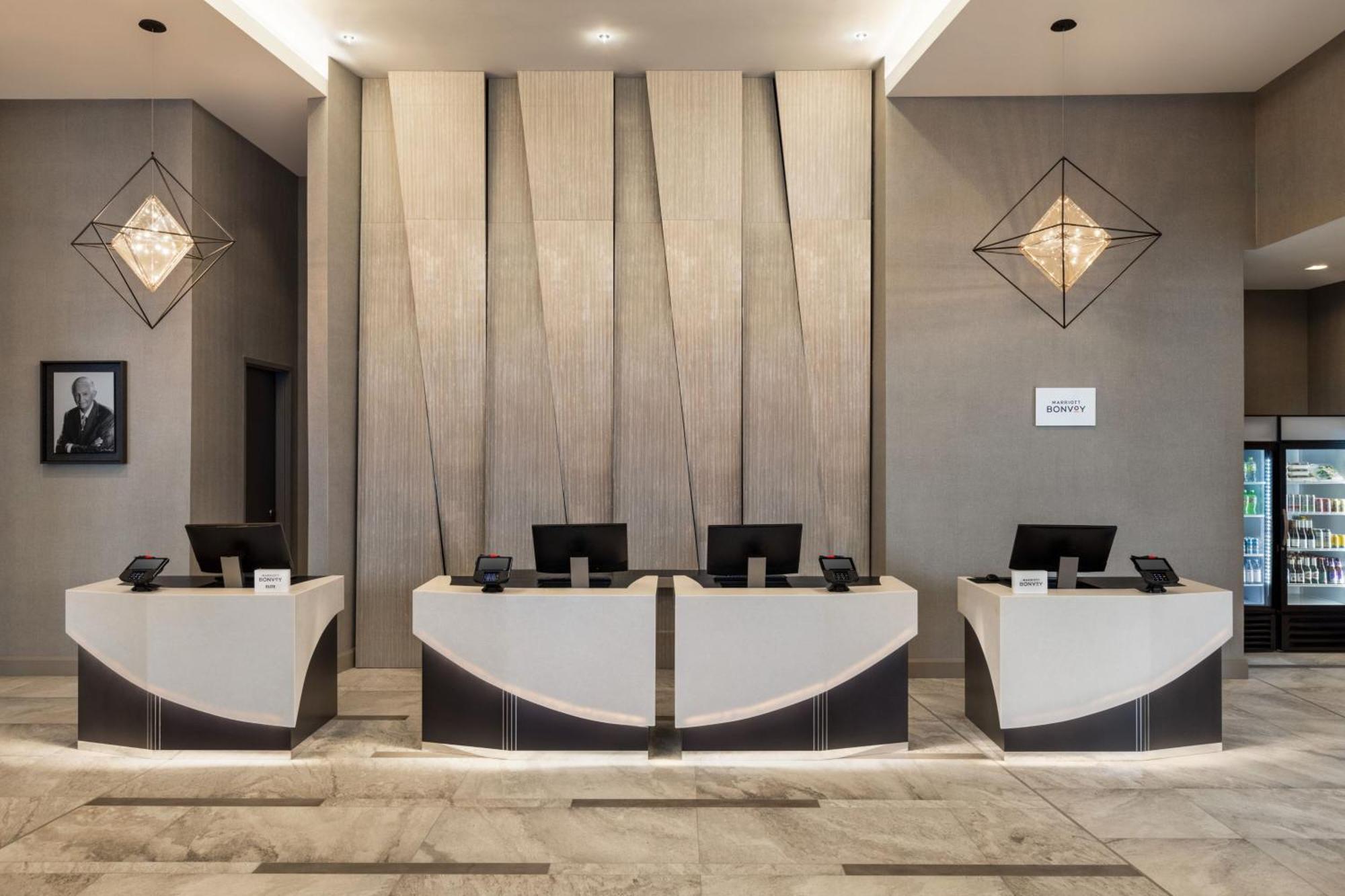 Hotel Marriott New York Jfk Airport Esterno foto